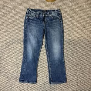 Perfect vintage y2k low-mid rise silver ‘suki’ capri jeans